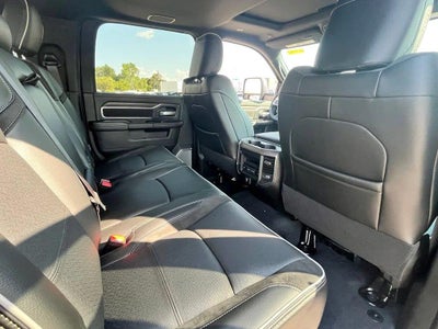 2026 RAM Ram 3500 RAM 3500 LARAMIE MEGA CAB 4X4 6'4' BOX