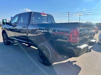 2026 RAM 2500 Black Express Crew Cab 4x4 6'4' Box