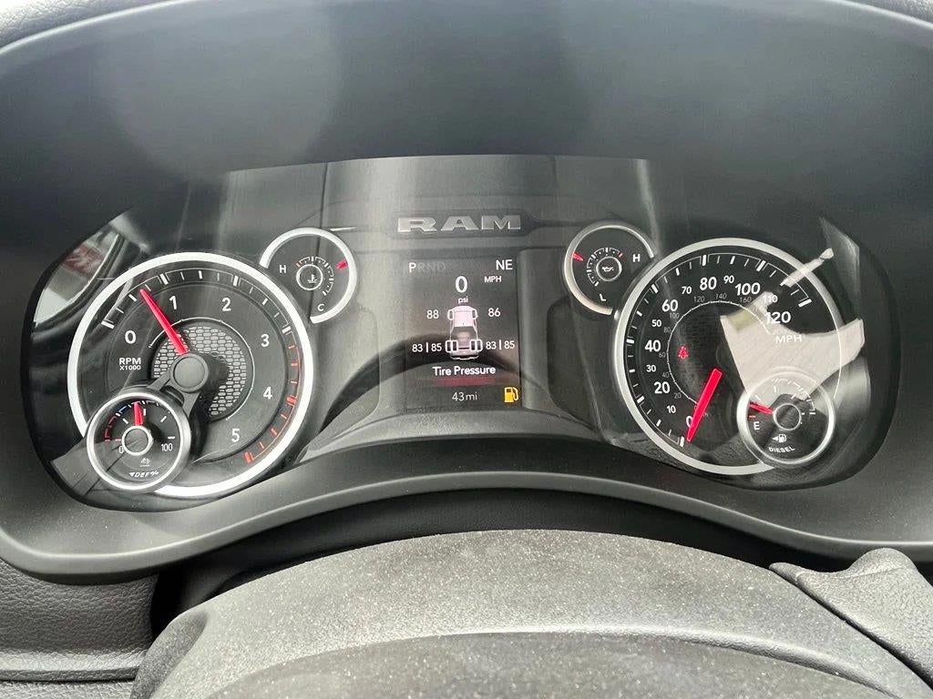 2026 RAM Ram 3500 RAM 3500 TRADESMAN CREW CAB 4X4 8' BOX