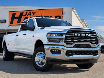 2027 RAM Ram 3500 RAM 3500 TRADESMAN CREW CAB 4X4 8' BOX