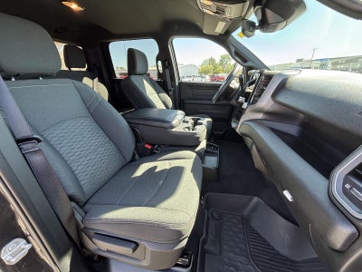 2027 RAM Ram 3500 RAM 3500 TRADESMAN CREW CAB 4X4 8' BOX