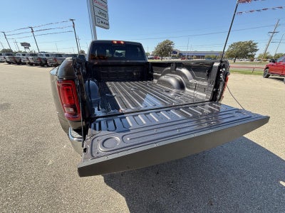 2027 RAM Ram 3500 RAM 3500 TRADESMAN CREW CAB 4X4 8' BOX