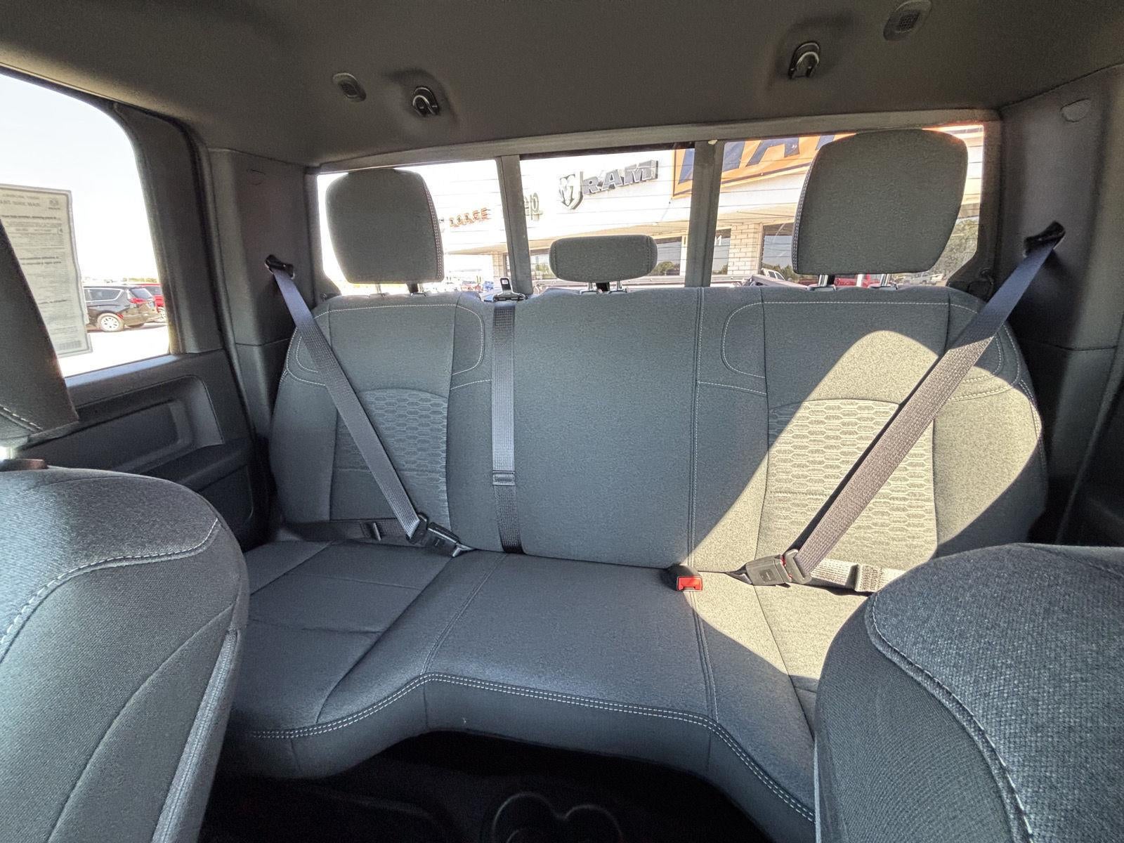 2027 RAM Ram 3500 RAM 3500 TRADESMAN CREW CAB 4X4 8' BOX