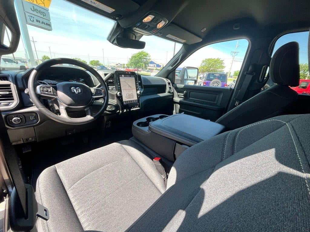 2026 RAM Ram 3500 RAM 3500 TRADESMAN CREW CAB 4X4 8' BOX
