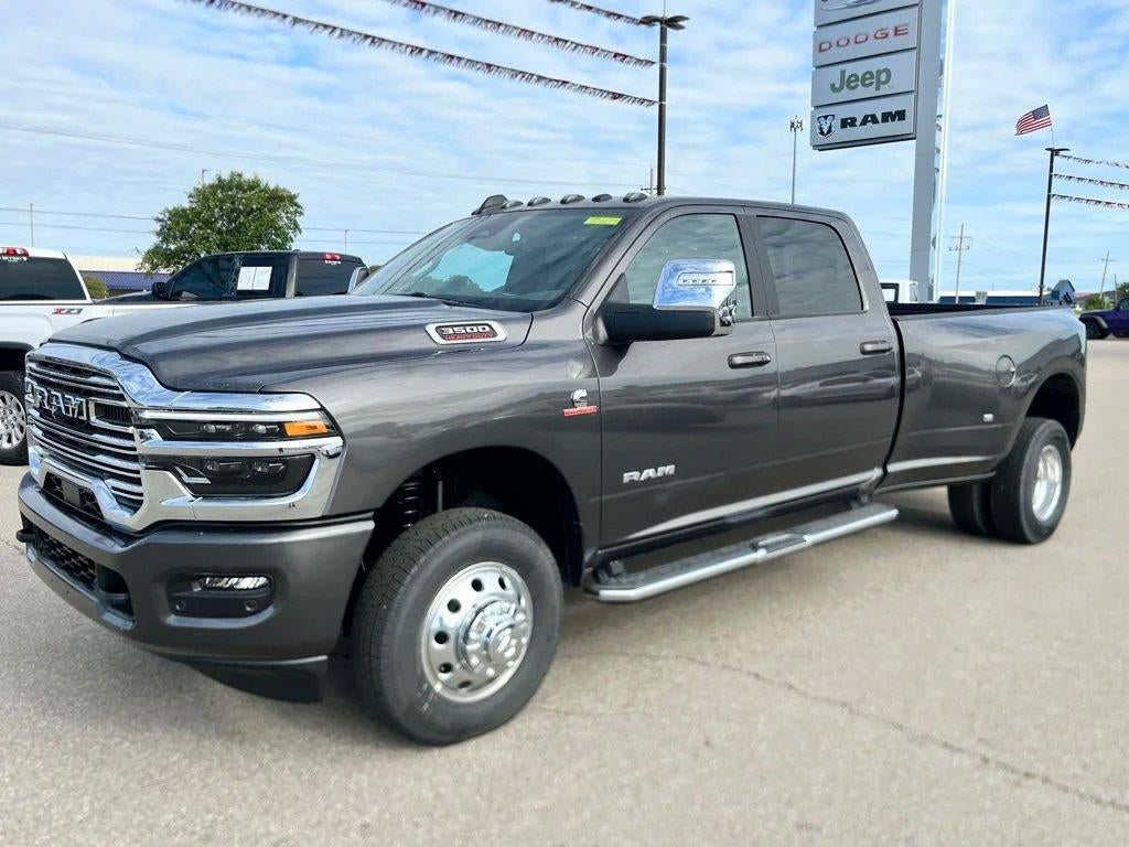 2026 RAM Ram 3500 RAM 3500 LARAMIE CREW CAB 4X4 8' BOX