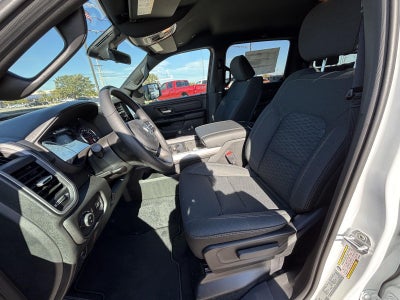2027 RAM Ram 1500 RAM 1500 EXPRESS CREW CAB 4X4 5'7' BOX
