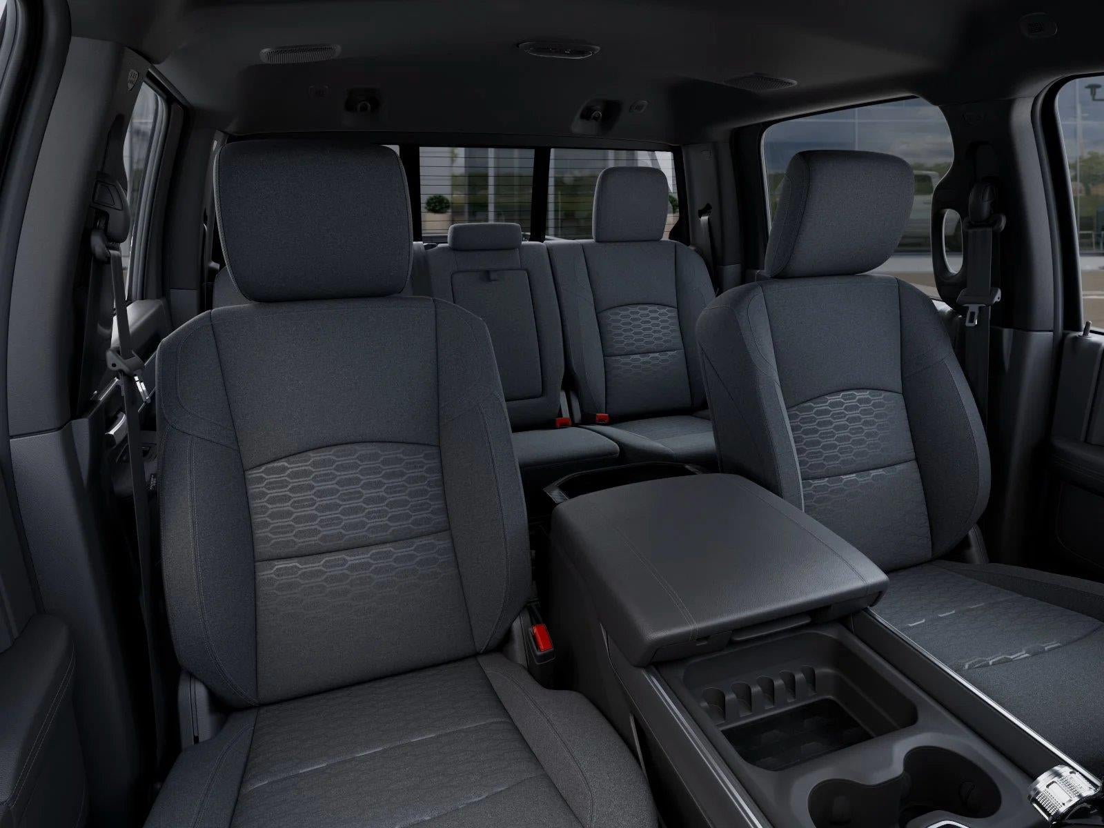 2025 RAM 2500 Big Horn Crew Cab 4x4 6'4' Box