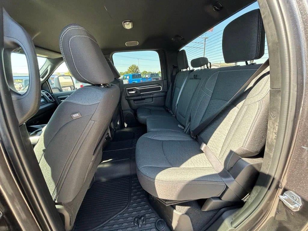 2025 RAM 2500 Big Horn Crew Cab 4x4 6'4' Box