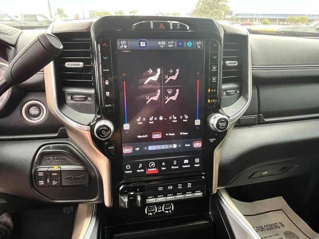 2023 RAM 2500 Laramie Crew Cab 4x4 6'4' Box