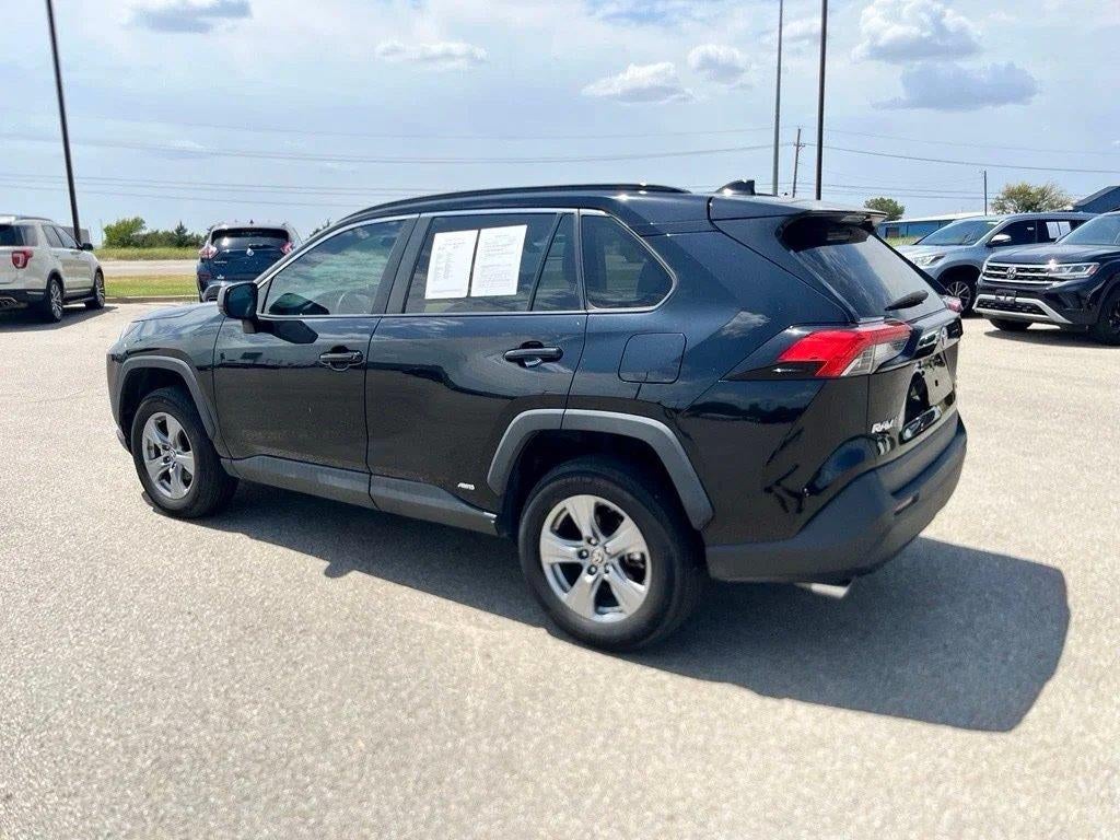 2023 Toyota RAV4 Hybrid LE