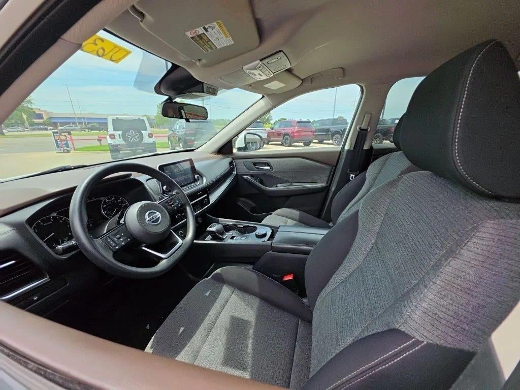2021 Nissan Rogue Sv SV