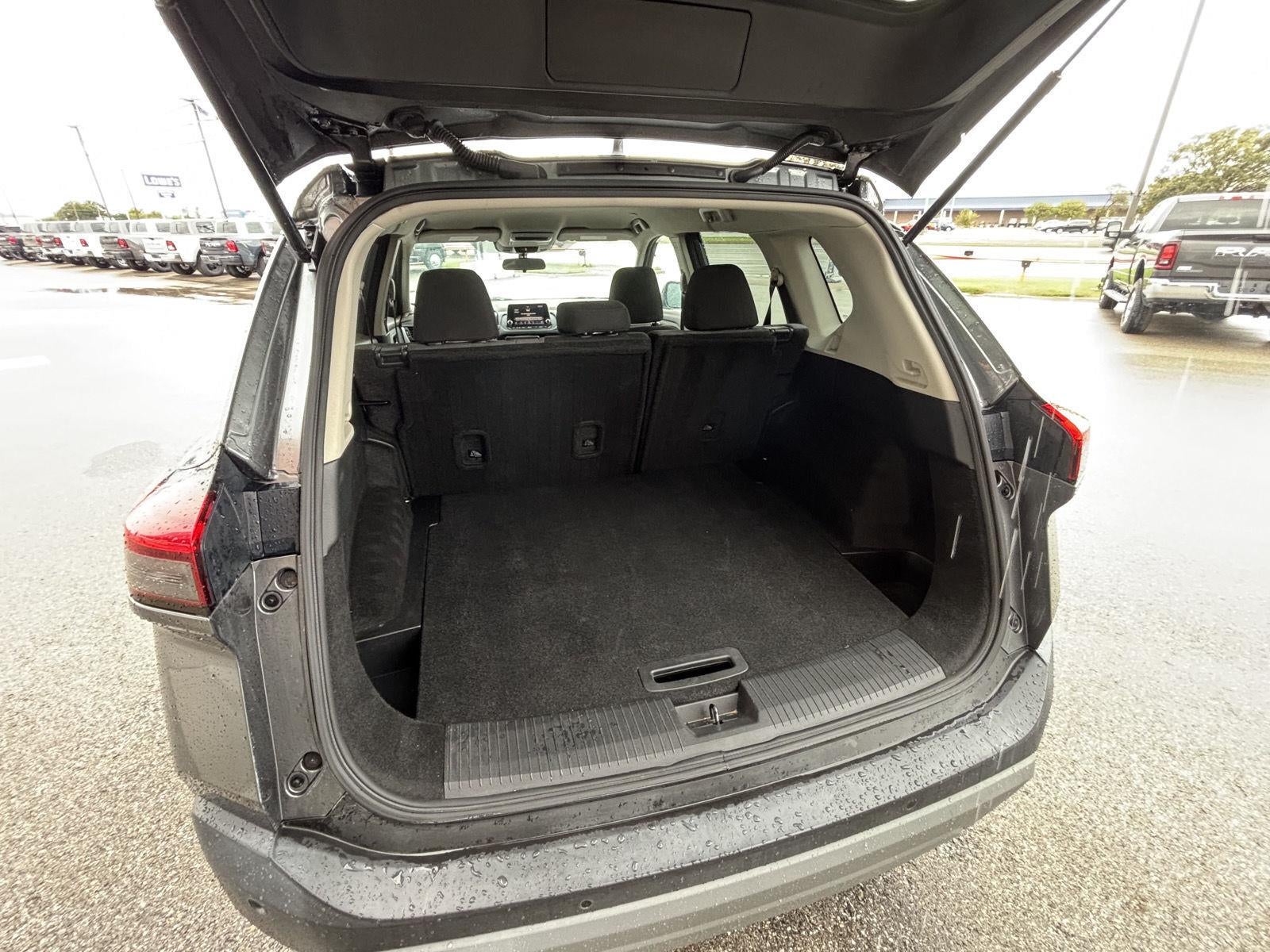 2023 Nissan Rogue SV Intelligent AWD