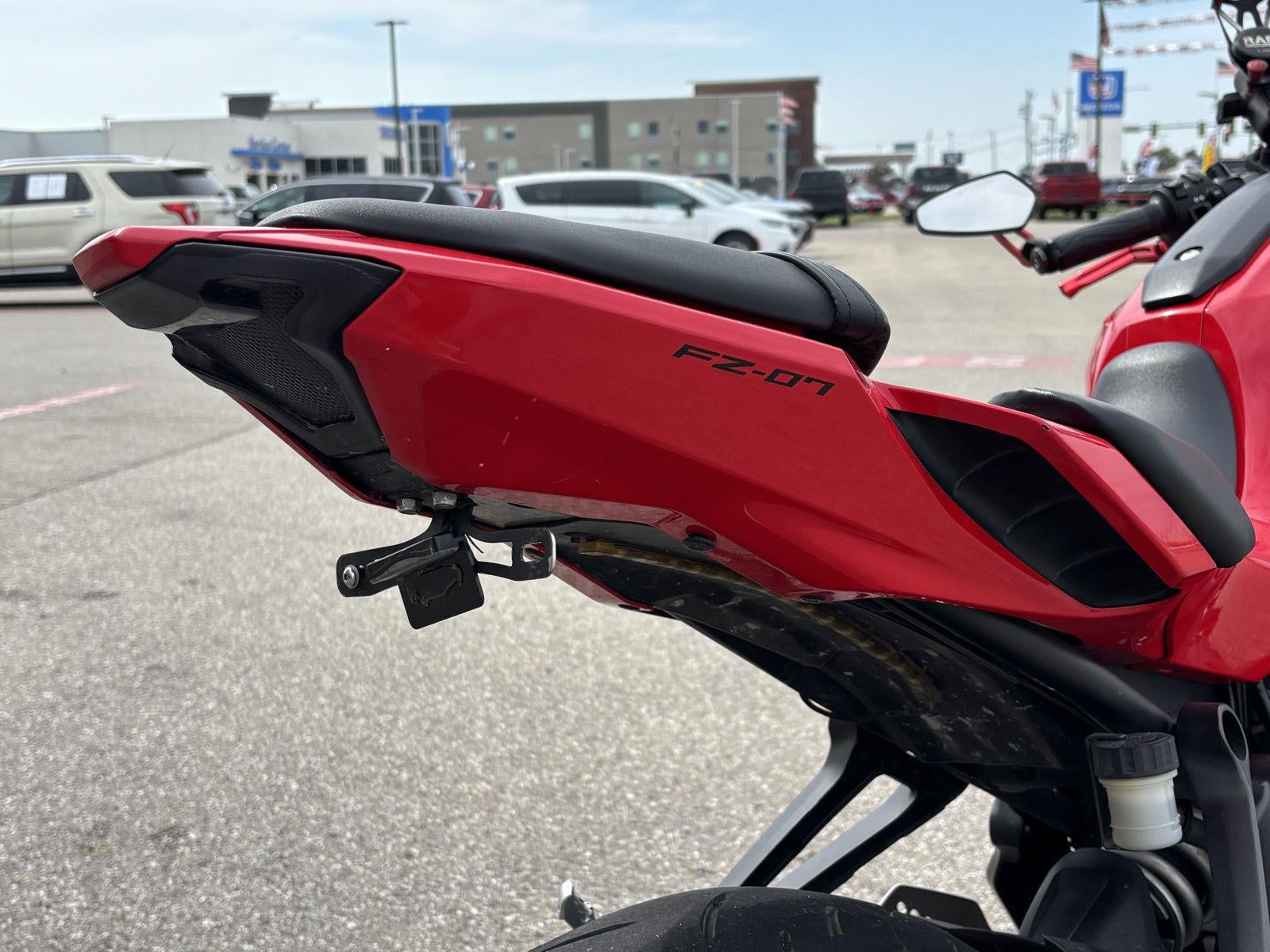 2017 Yamaha FZ07A Base