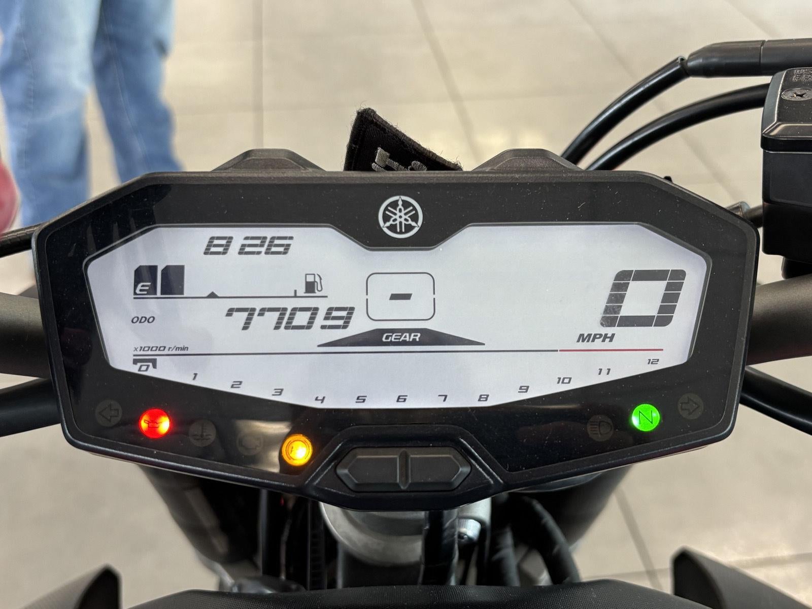 2017 Yamaha FZ07A Base