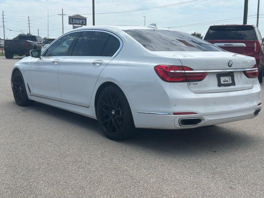 2018 BMW 740i 740i