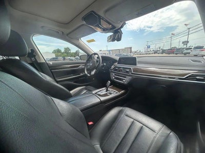 2018 BMW 740i 740i
