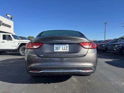2015 Chrysler 200 Limited