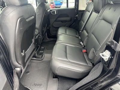 2027 Jeep Wrangler WRANGLER 4-DOOR SAHARA