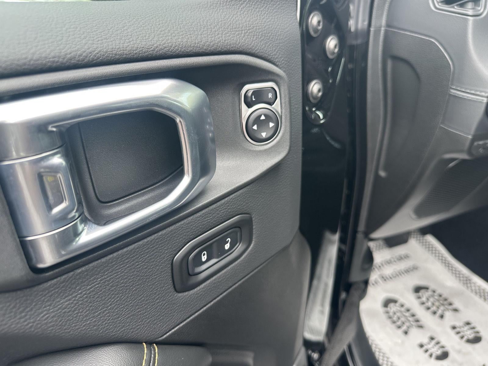 2027 Jeep Wrangler WRANGLER 4-DOOR SAHARA