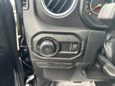 2027 Jeep Wrangler WRANGLER 4-DOOR SAHARA