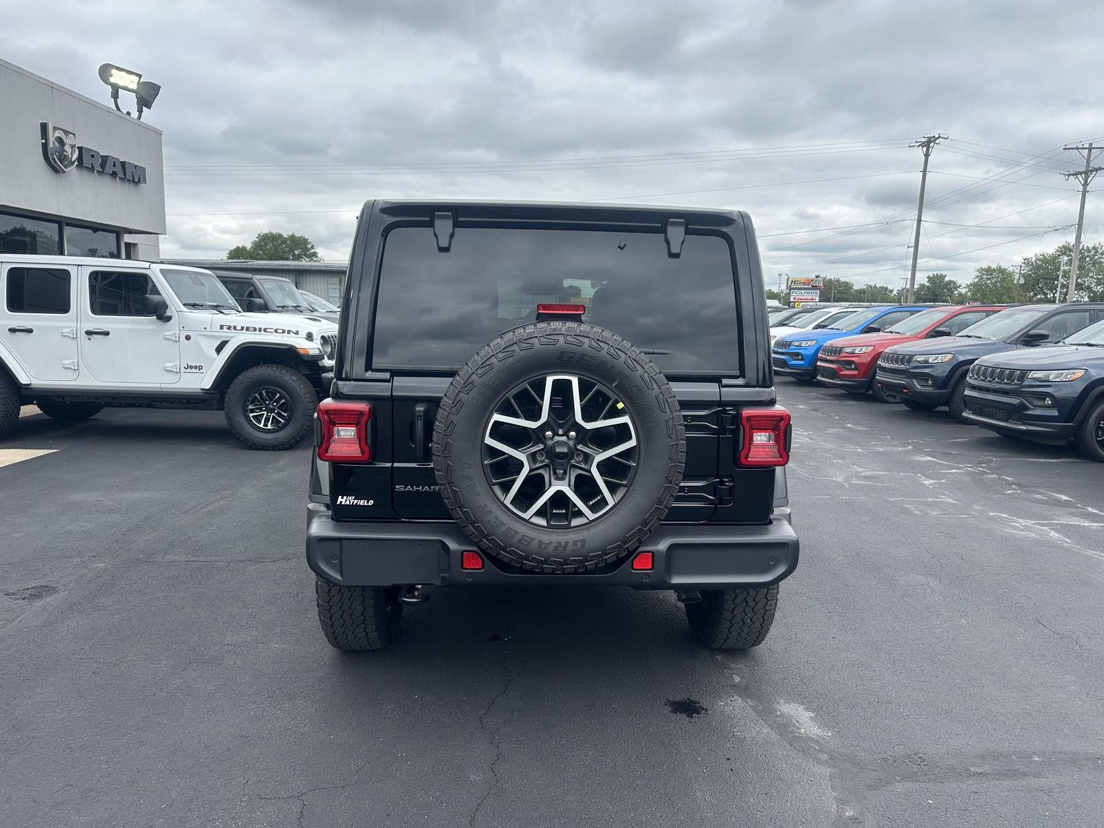2027 Jeep Wrangler WRANGLER 4-DOOR SAHARA