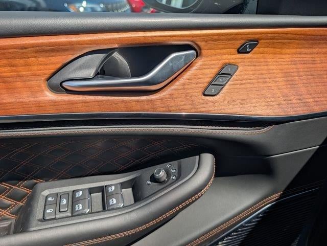 2026 Jeep Grand Cherokee GRAND CHEROKEE SUMMIT 4X4