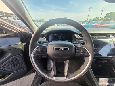 2023 Jeep Grand Cherokee L Laredo 4x4
