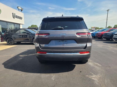 2023 Jeep Grand Cherokee L Laredo 4x4