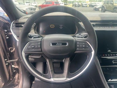 2026 Jeep Grand Cherokee GRAND CHEROKEE L LAREDO ALTITUDE 4X4