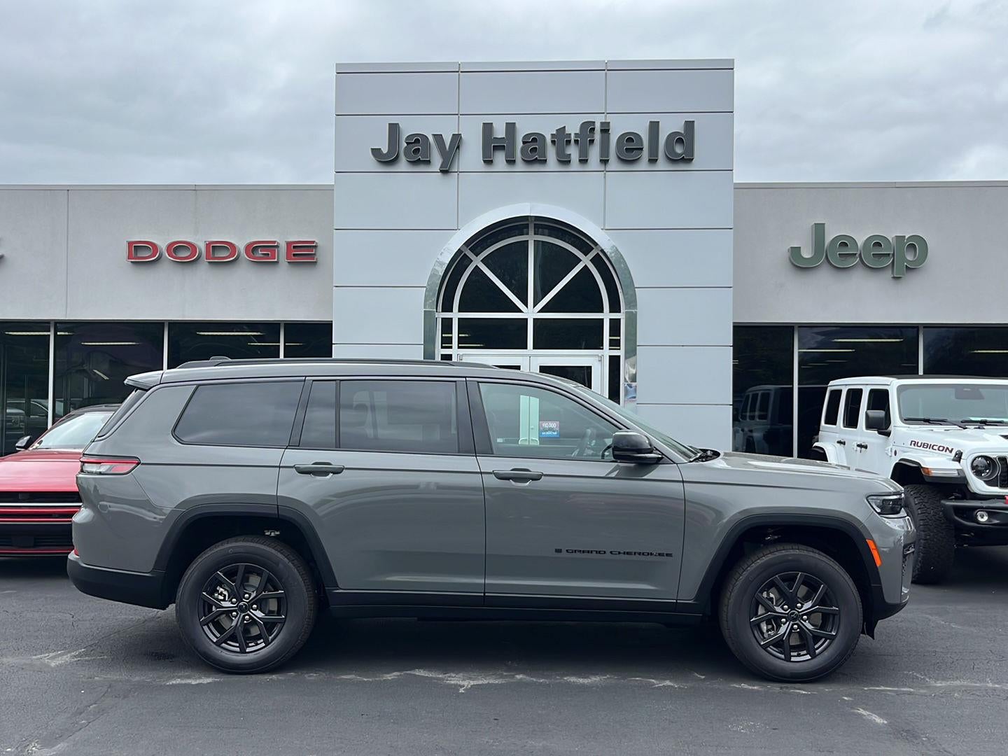 2027 Jeep Grand Cherokee GRAND CHEROKEE L LAREDO ALTITUDE 4X4