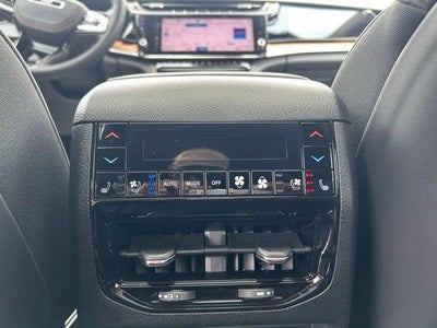 2026 Jeep Grand Cherokee GRAND CHEROKEE L SUMMIT 4X4