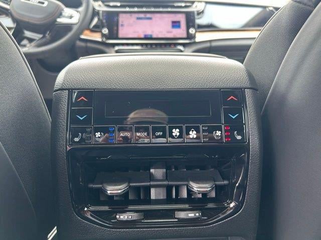 2026 Jeep Grand Cherokee GRAND CHEROKEE L SUMMIT 4X4
