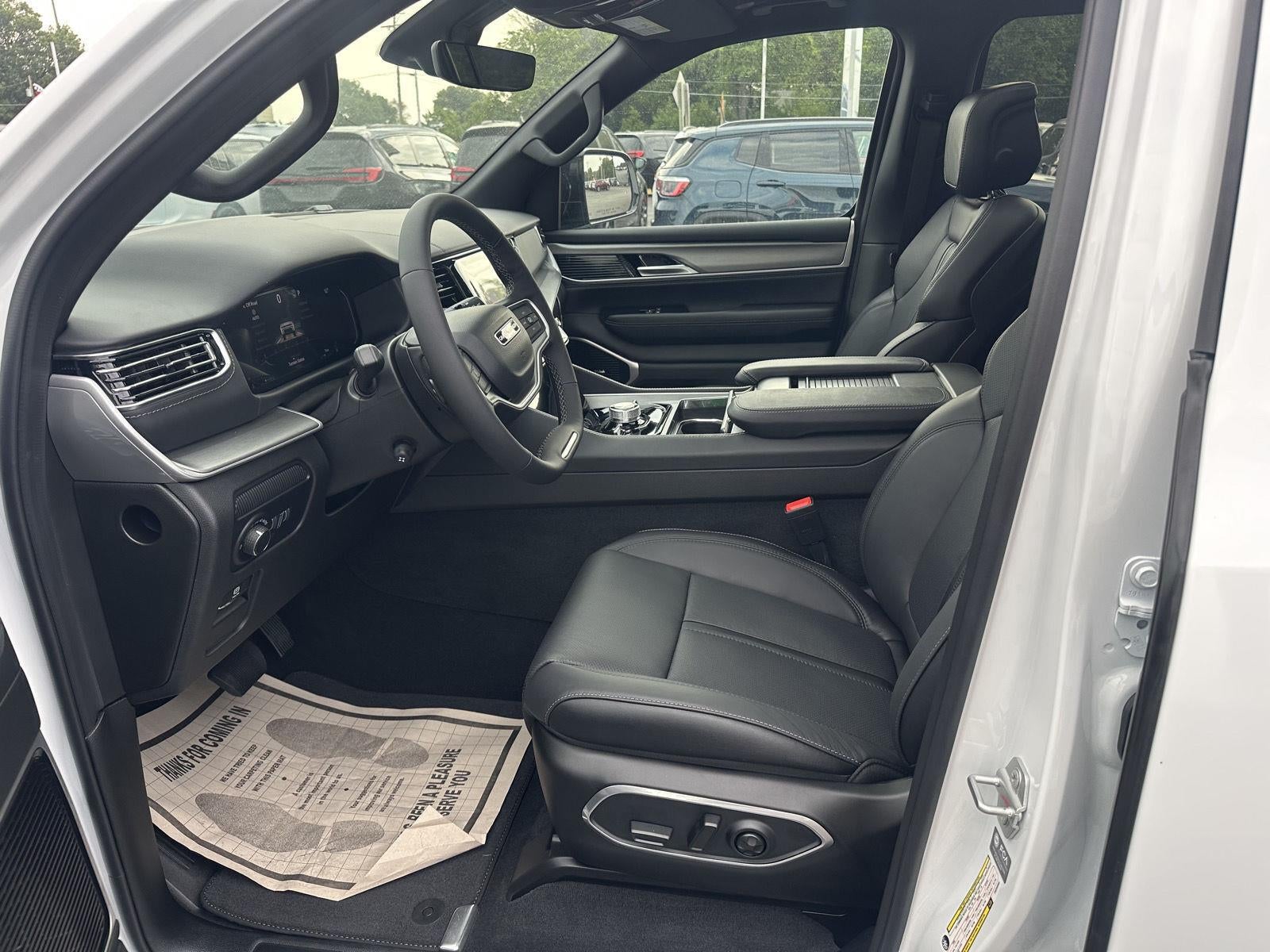 2026 Jeep Grand Wagoneer GRAND WAGONEER LIMITED RESERVE 4X4