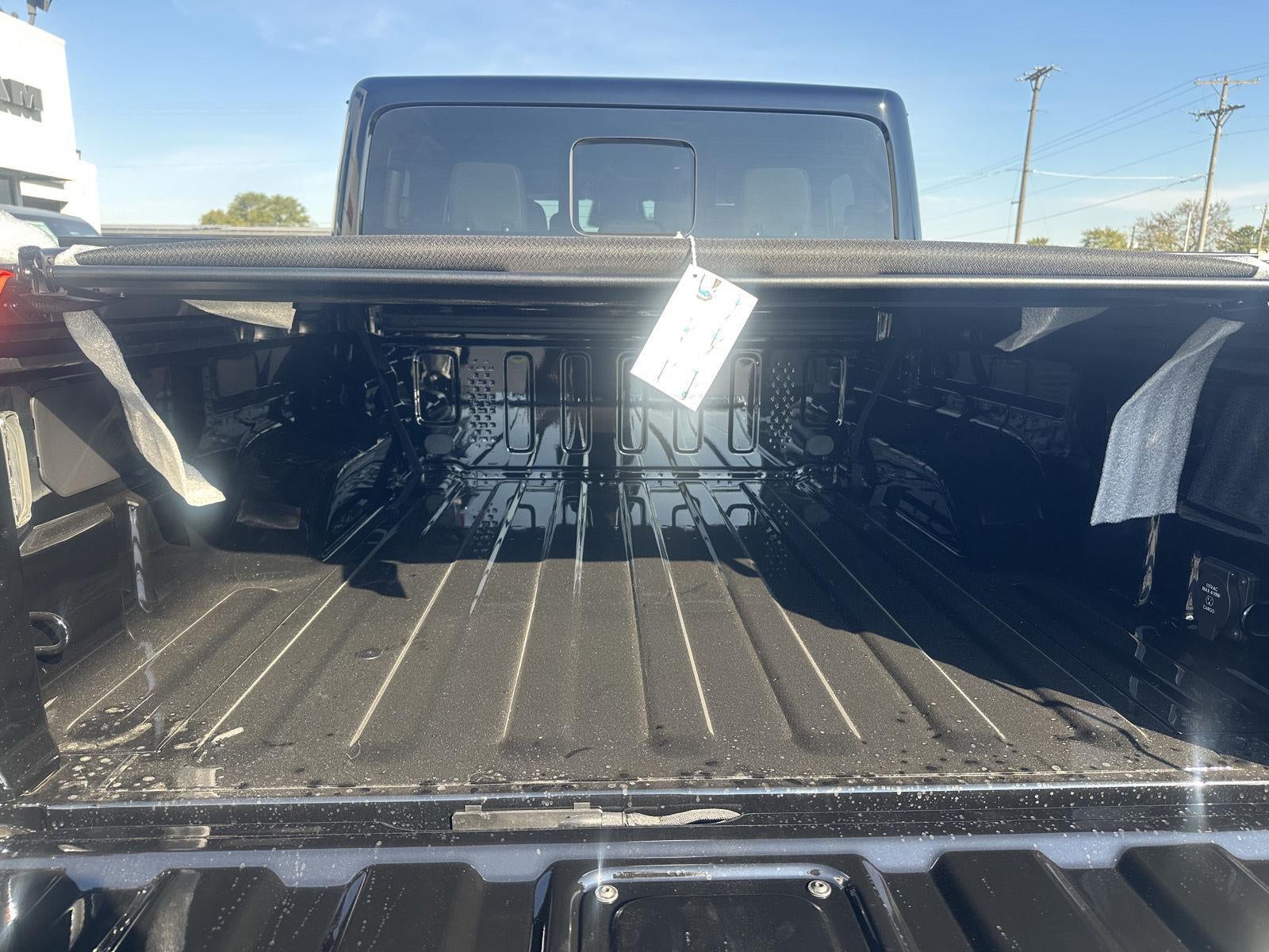2027 Jeep Gladiator GLADIATOR MOJAVE X 4X4