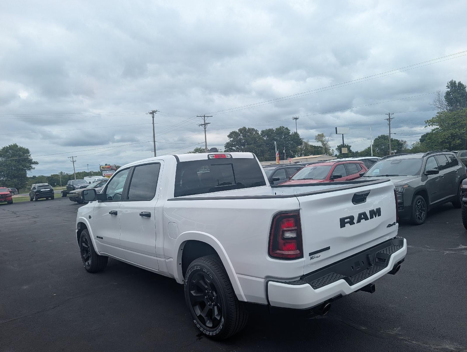 2027 RAM Ram 1500 RAM 1500 BIG HORN CREW CAB 4X4 5'7' BOX
