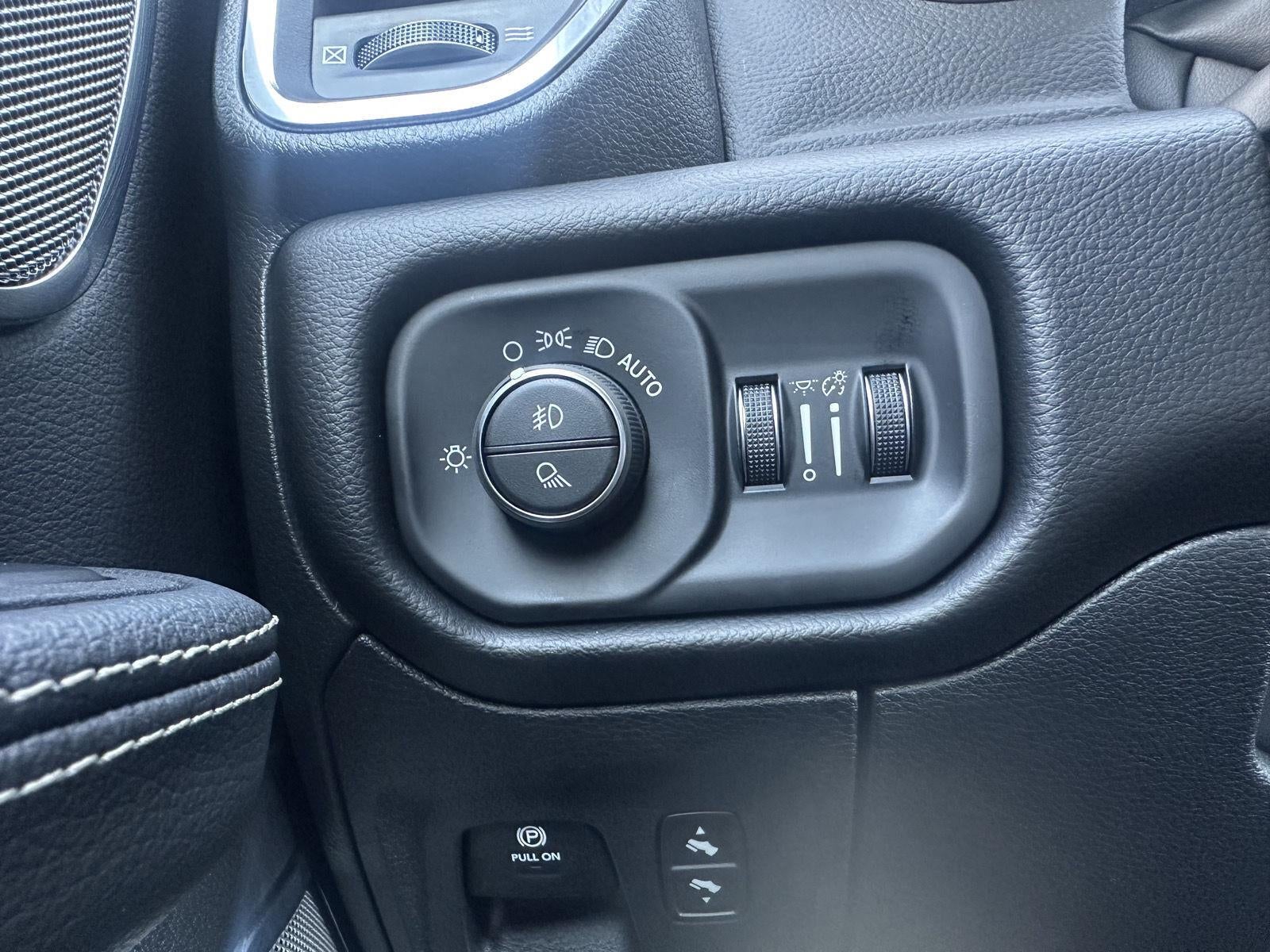 2027 RAM Ram 1500 RAM 1500 LARAMIE CREW CAB 4X4 5'7' BOX