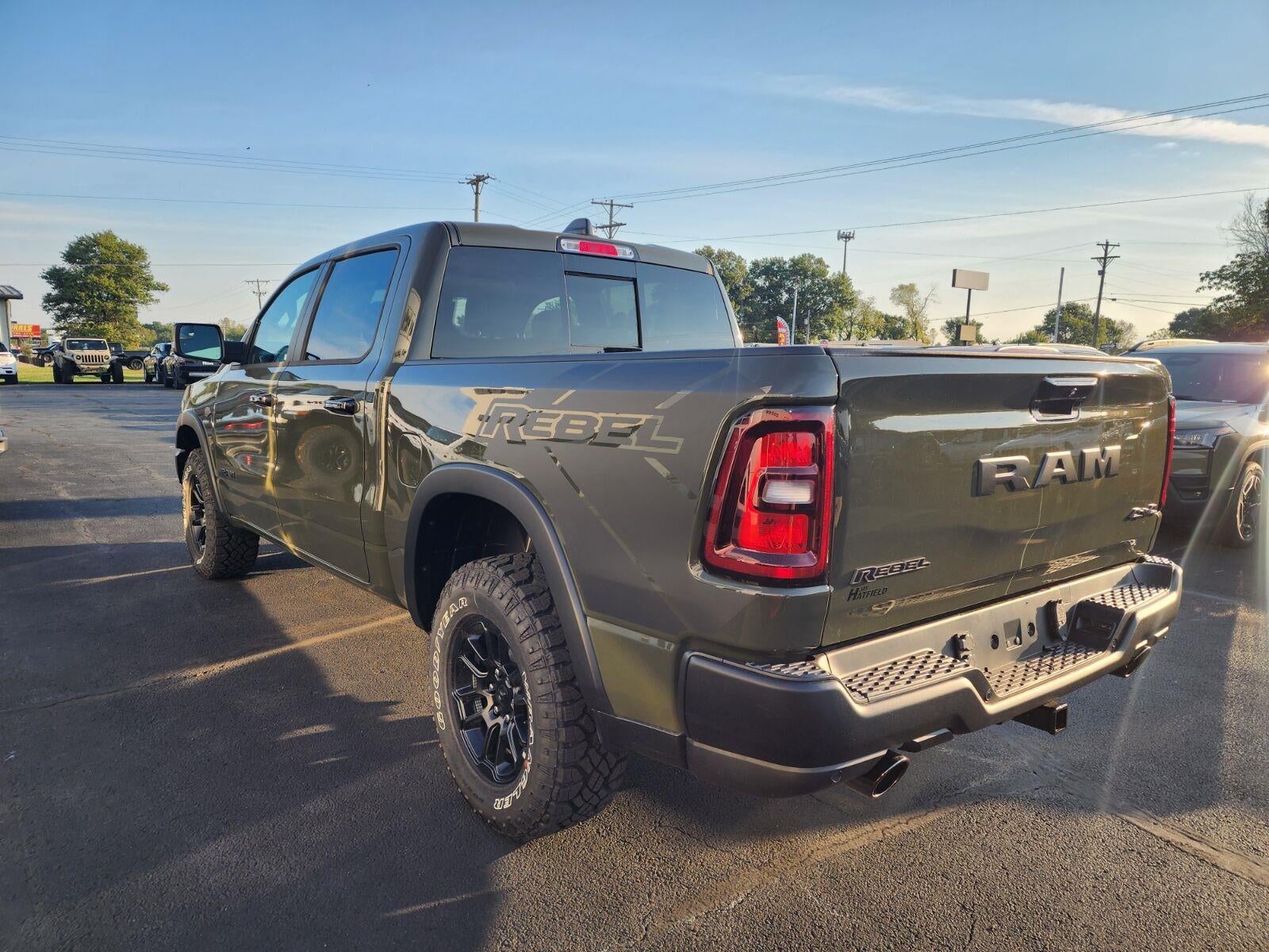 2027 RAM Ram 1500 RAM 1500 REBEL CREW CAB 4X4 5'7' BOX