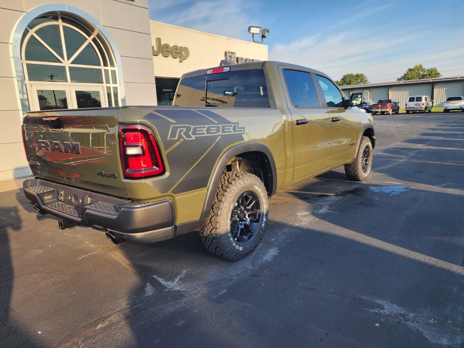 2027 RAM Ram 1500 RAM 1500 REBEL CREW CAB 4X4 5'7' BOX
