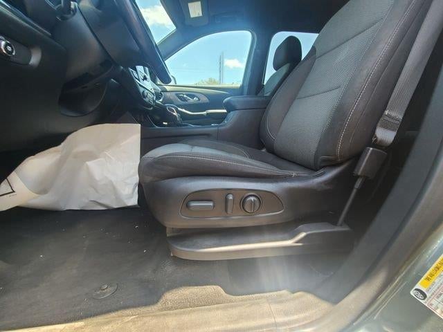 2023 Chevrolet Traverse FWD LT Cloth