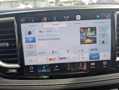 2027 Chrysler Pacifica Select