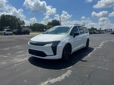 2027 Chrysler Pacifica Limited