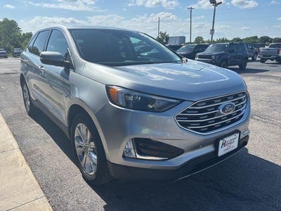2023 Ford Edge Titanium