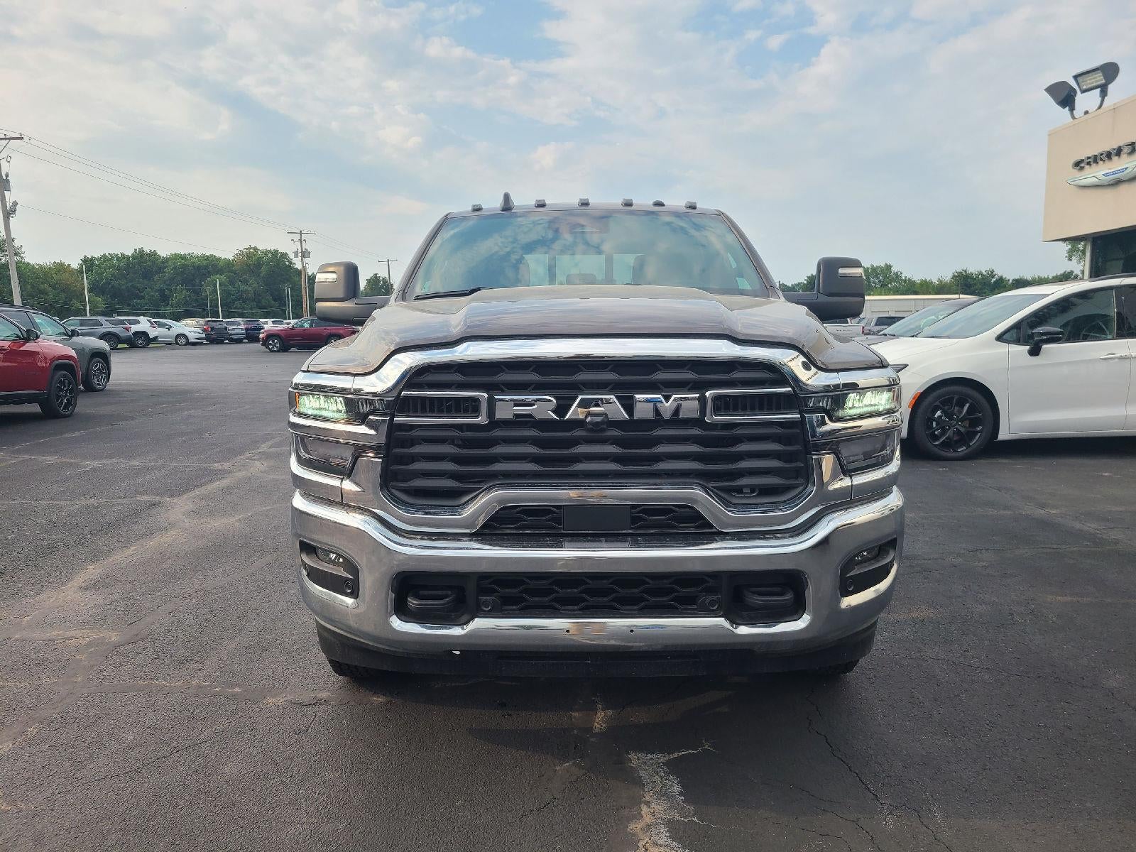 2026 RAM Ram 3500 RAM 3500 TRADESMAN CREW CAB 4X4 8' BOX