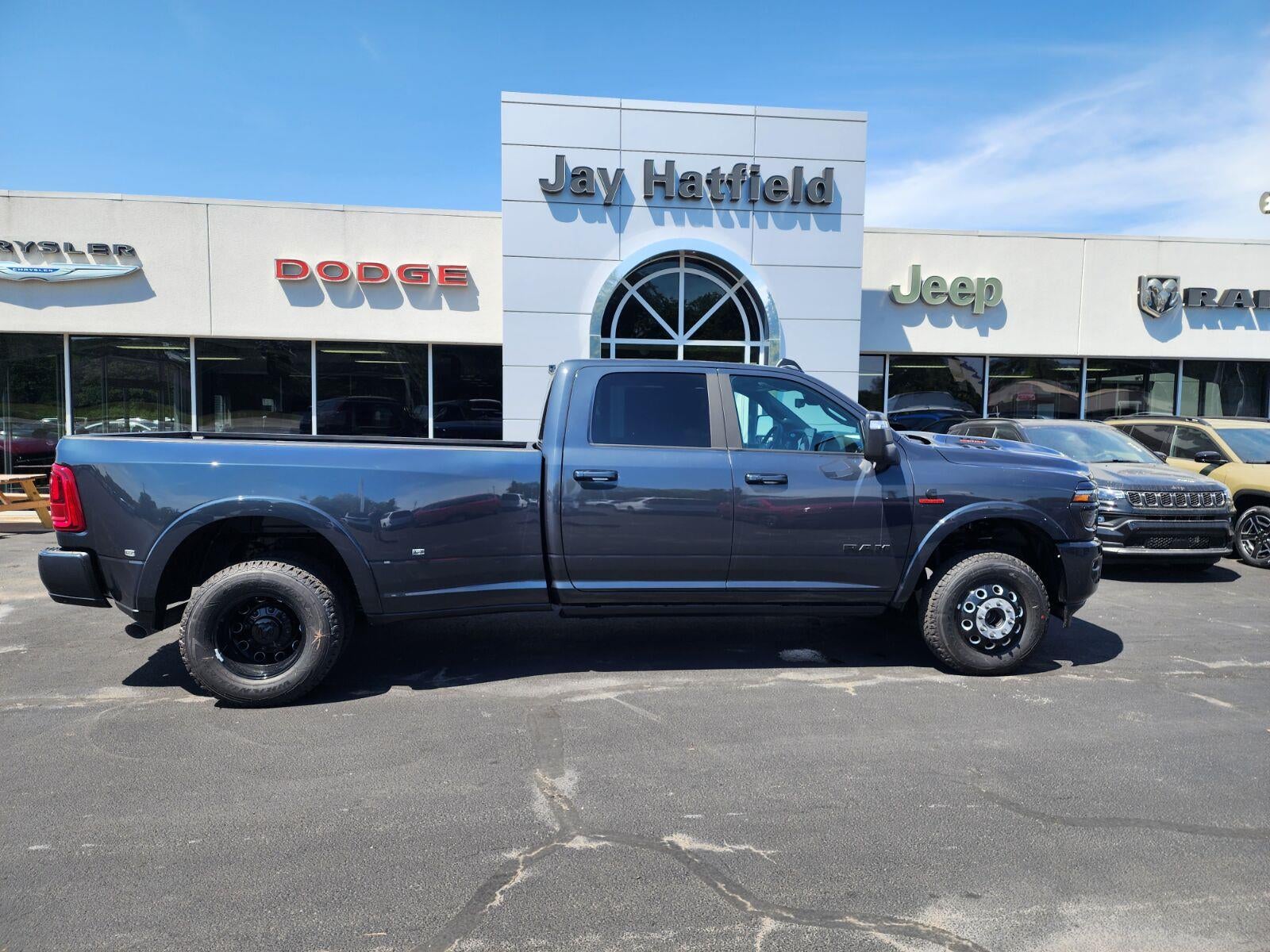 2026 RAM 3500 RAM 3500 LIMITED CREW CAB 4X4 8' BOX
