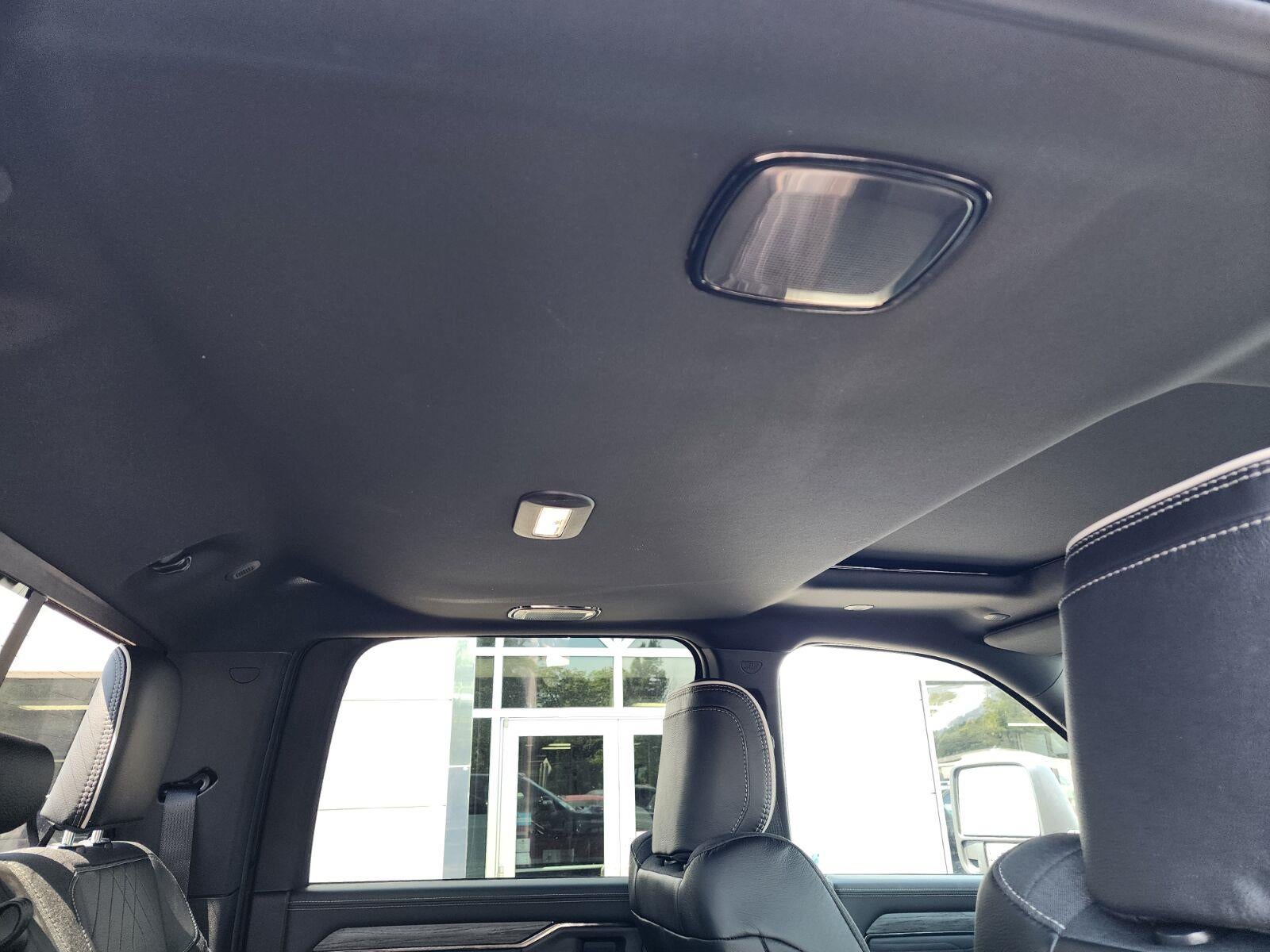2026 RAM 3500 RAM 3500 LIMITED CREW CAB 4X4 8' BOX