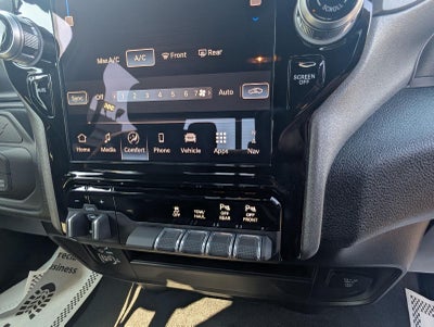 2027 RAM Ram 2500 RAM 2500 BLACK EXPRESS CREW CAB 4X4 6'4' BOX