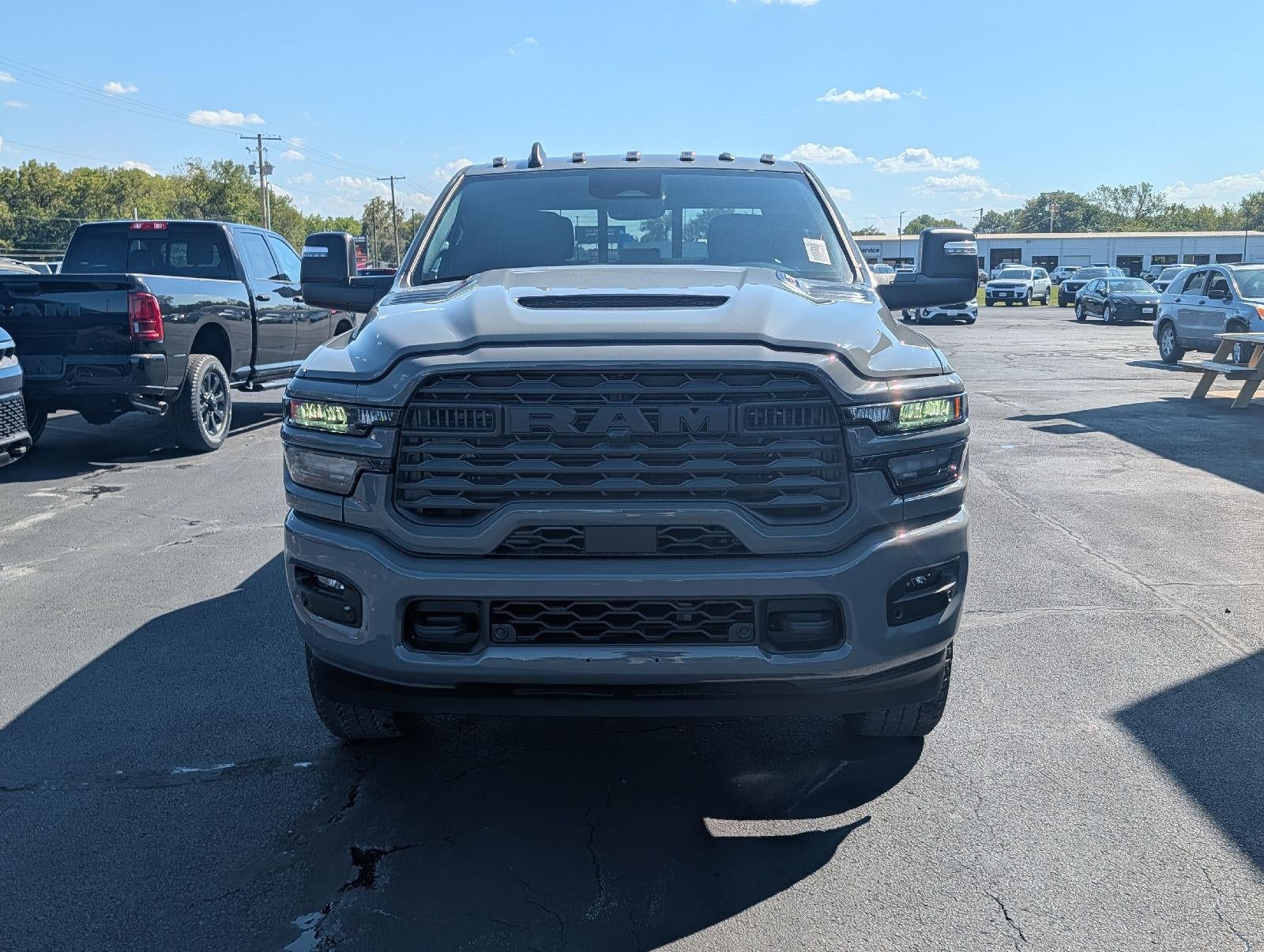 2027 RAM Ram 2500 RAM 2500 BLACK EXPRESS CREW CAB 4X4 6'4' BOX