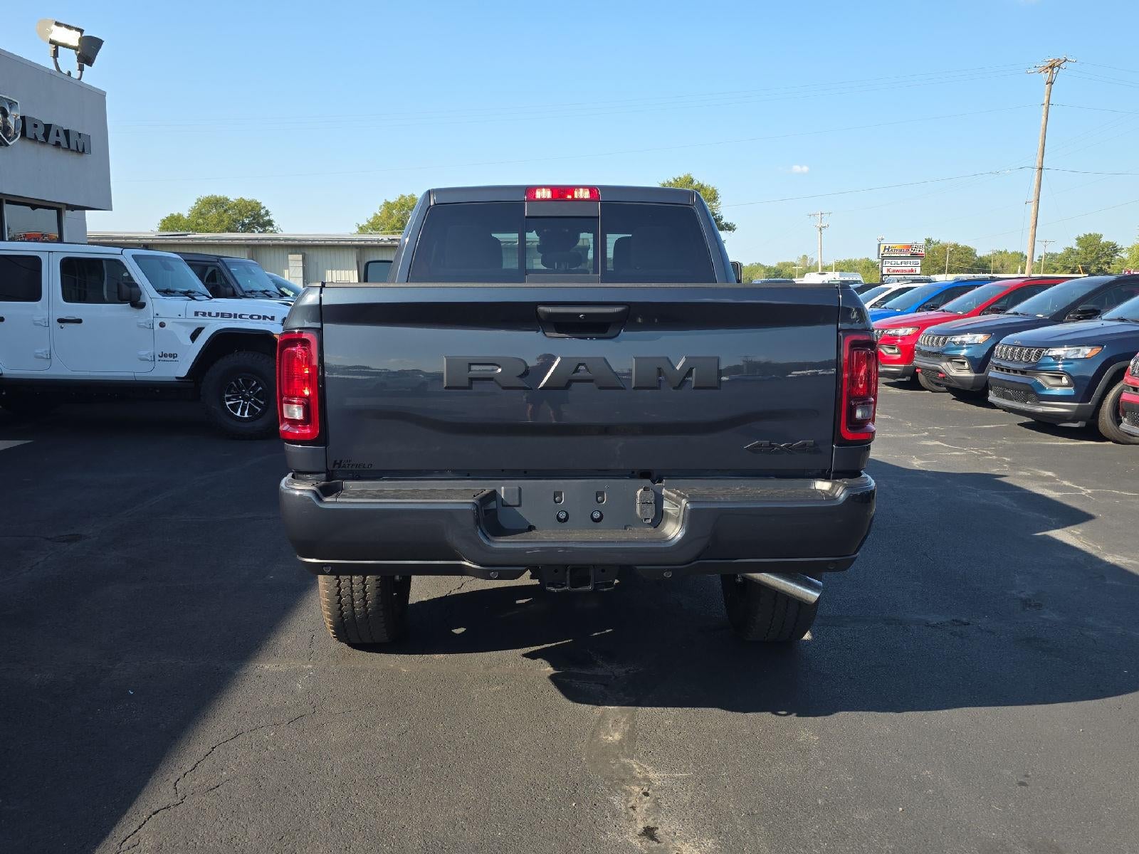 2027 RAM Ram 2500 RAM 2500 BLACK EXPRESS CREW CAB 4X4 6'4' BOX