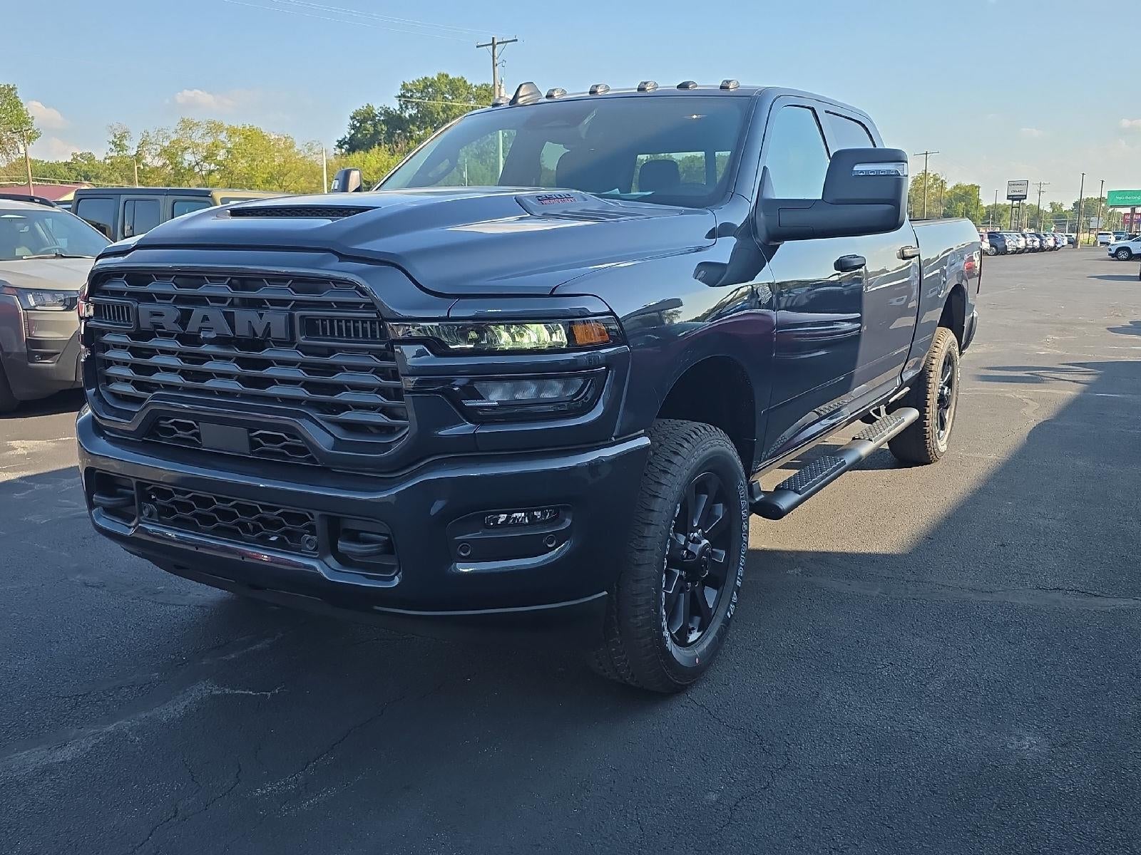2027 RAM Ram 2500 RAM 2500 BLACK EXPRESS CREW CAB 4X4 6'4' BOX