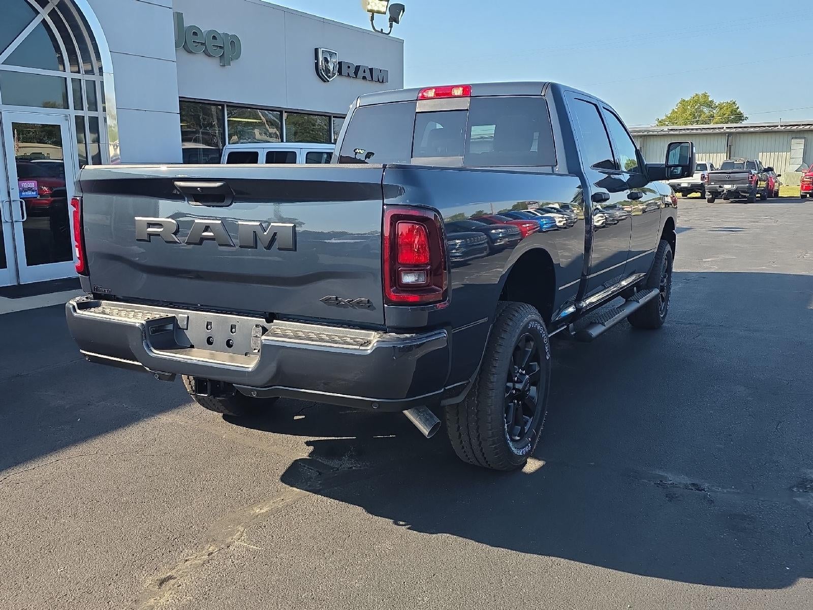 2027 RAM Ram 2500 RAM 2500 BLACK EXPRESS CREW CAB 4X4 6'4' BOX
